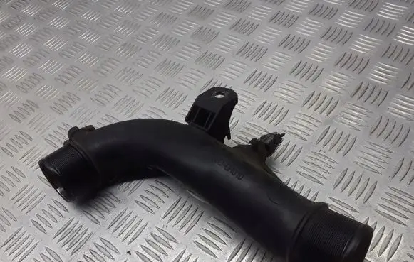 Toyota Avensis T250 Intercooler hose/pipe 17362-0R010
