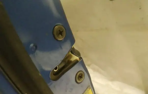 Suzuki Ignis Rear door lock