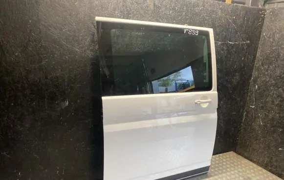Volkswagen Multivan T4 Rear door