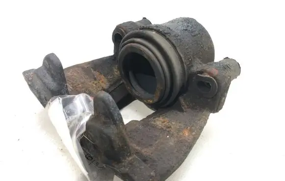 Ford Kuga II Front brake caliper