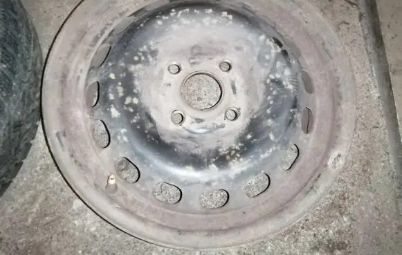 Audi 80 90 S2 B4 R15 steel rim 8A0601025G