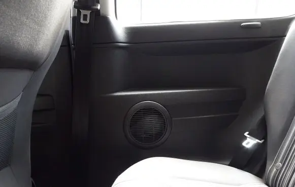 Volkswagen Fox Rear door card panel trim