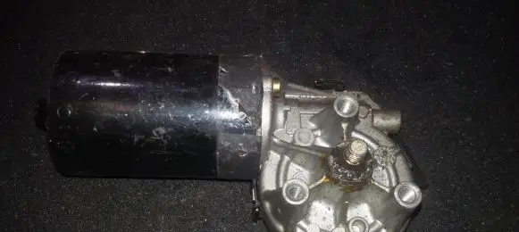 BMW 3 E46 Wiper motor 0390241361