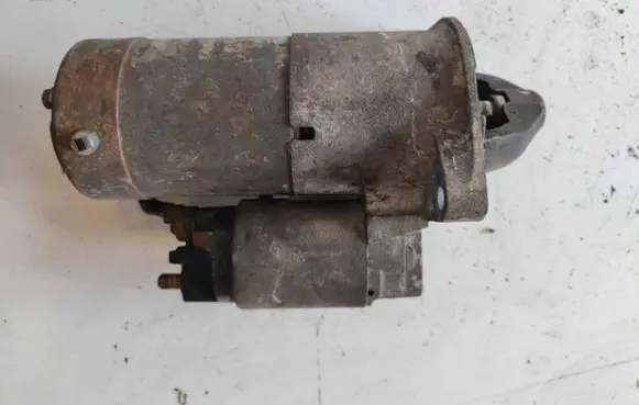 Opel Zafira B Starter motor 55353857