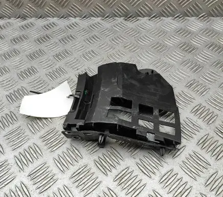 Volvo XC40 Front bumper mounting bracket 31455242