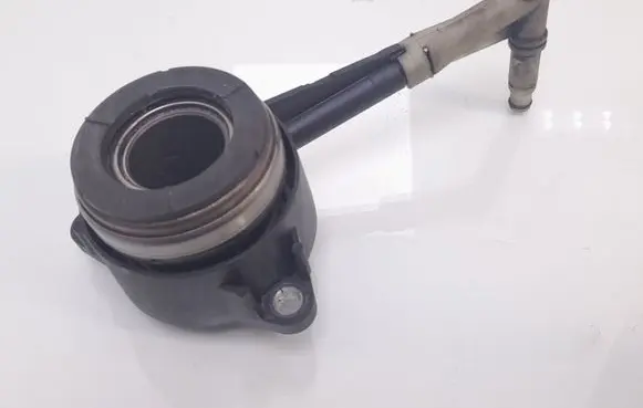 Volkswagen PASSAT B6 Slave cylinder release bearing 0A5141671L 15F21AA105
