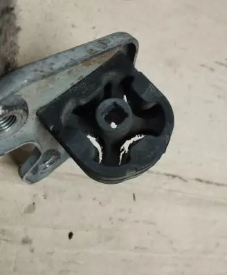 Muffler mount bracket/holder