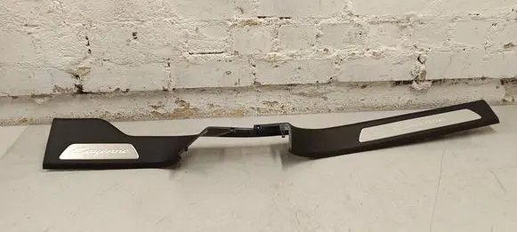Porsche Cayenne (9Y0 9Y3) Front sill trim cover 760853846 760853846a