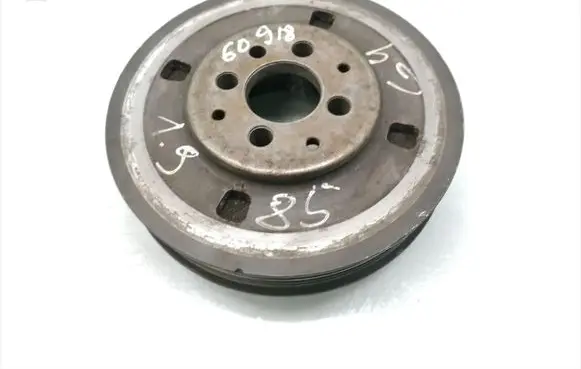 Volkswagen Golf IV Crankshaft pulley 038105243