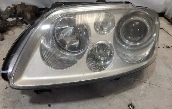 Volkswagen Touran I Headlight/headlamp 1T0941031F 0301205271 14531455