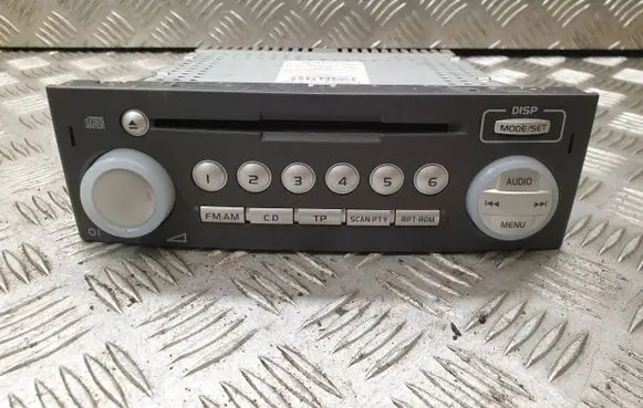 Mitsubishi Colt Radio/CD/DVD/GPS head unit MR587702HA