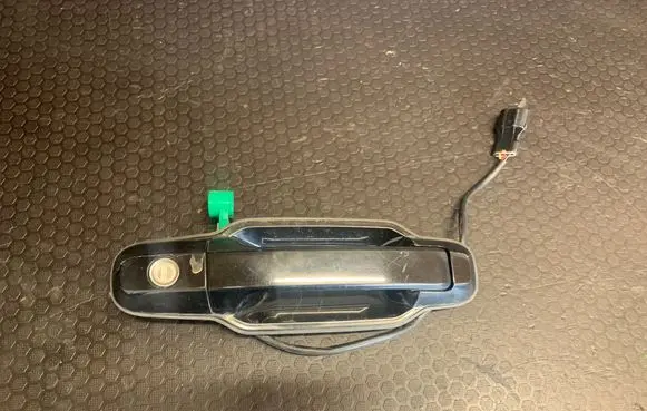 KIA Sorento Front door exterior handle 826603E000 826603E010 826603E020