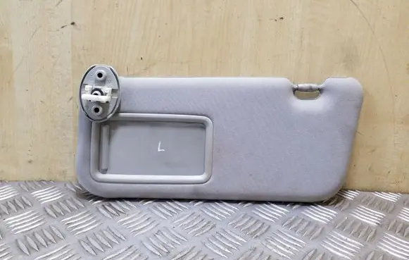 Lexus CT 200H Sun visor