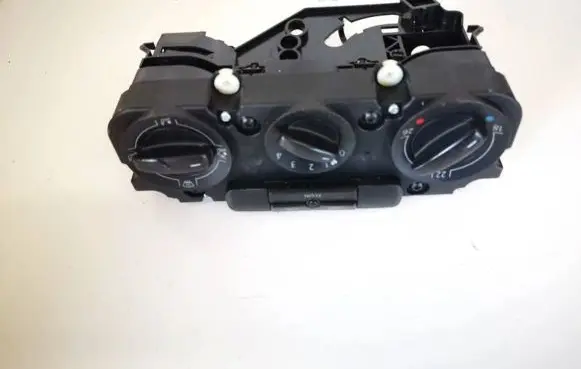 Volkswagen Golf Plus Climate control unit