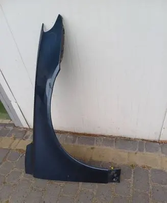 Volvo V70 Fender 8701
