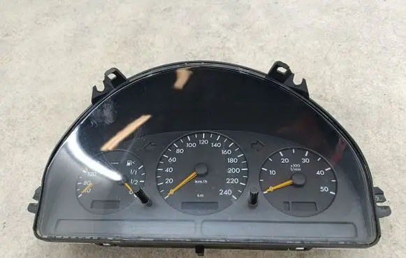 Mercedes-Benz ML W163 Speedometer (instrument cluster) A1635407611