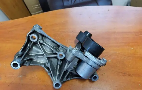 Renault Megane III Other engine bay part 117102017R