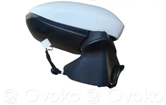 Toyota Yaris Cross Front door electric wing mirror 049749 E8049749