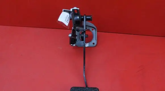 BMW X3 E83 Accelerator throttle pedal 2229128