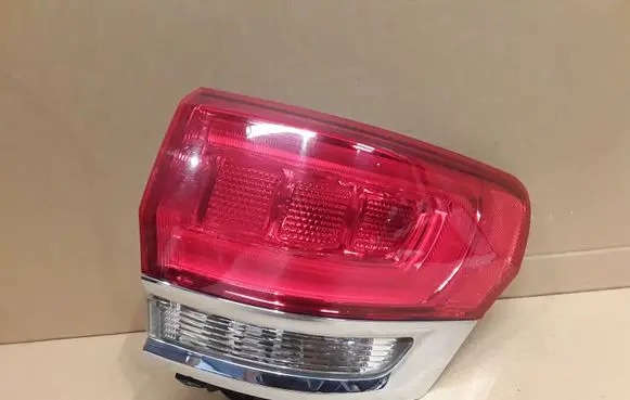 Jeep Grand Cherokee Rear/tail lights 6003TA0242 6003CT0118