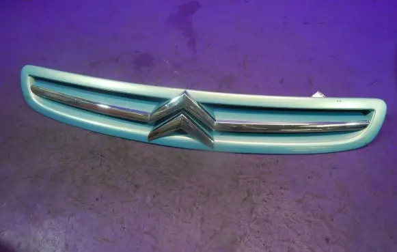 Citroen Xsara Picasso Front bumper upper radiator grill 9650059677
