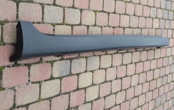 Toyota Camry Sill/side skirt trim 7585006020
