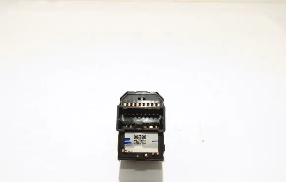 Subaru XV Wing mirror switch