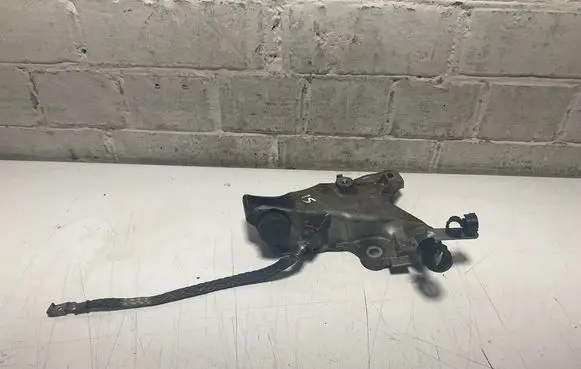 BMW 3 E92 E93 Engine mounting bracket 6760317 13807410