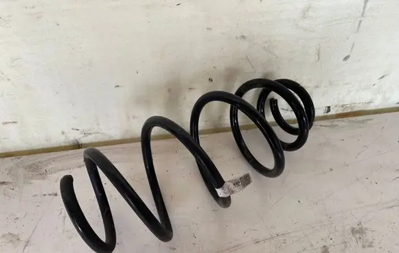 Chevrolet Orlando Front coil spring 13302200