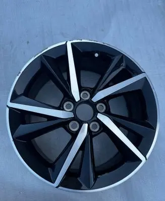Toyota Auris E210 R17 alloy rim PW45702001