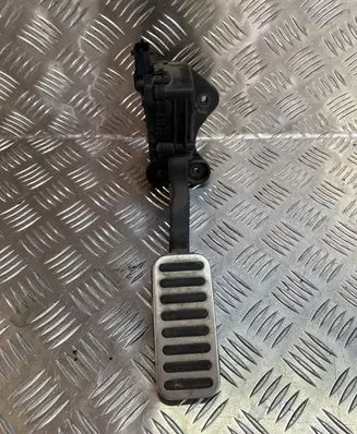 KIA Ceed Accelerator throttle pedal 071018J0241