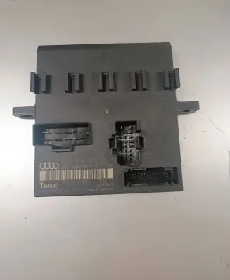 Audi A8 S8 D3 4E Light module LCM 4E0907279E 00007898B2 4E0910279E