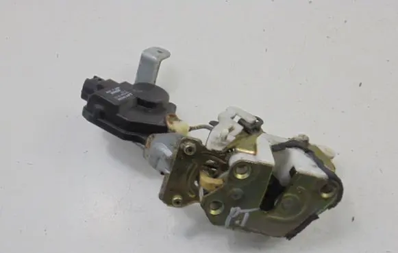 Mitsubishi Galant Rear door lock MR349288
