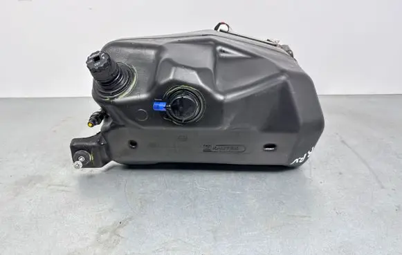 Land Rover Range Rover Velar AdBlue liquid reservoir HK835J228A