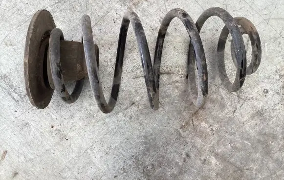 Opel Astra H Rear coil spring 6003112421