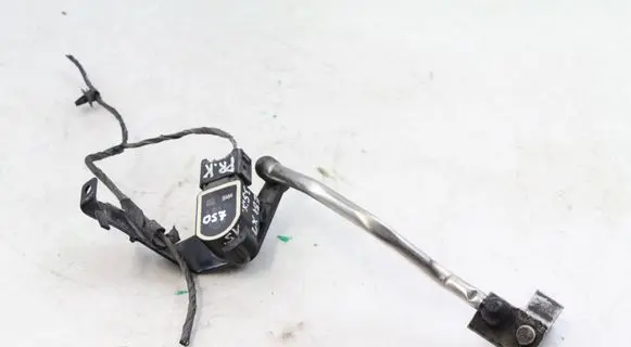 BMW X1 E84 Headlight/headlamp level sensor 6791075 37146791075