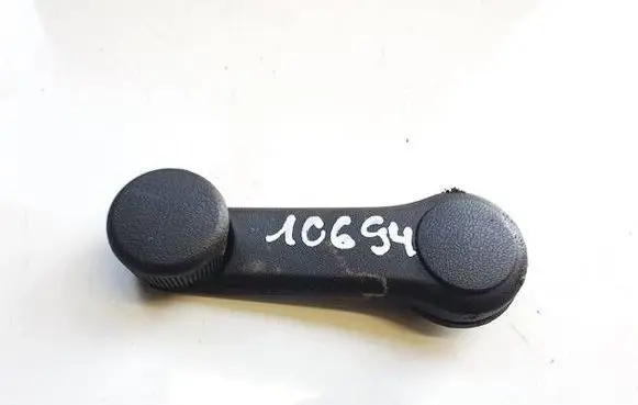 KIA Ceed Front door window winding handle 8263022001 82630-22001