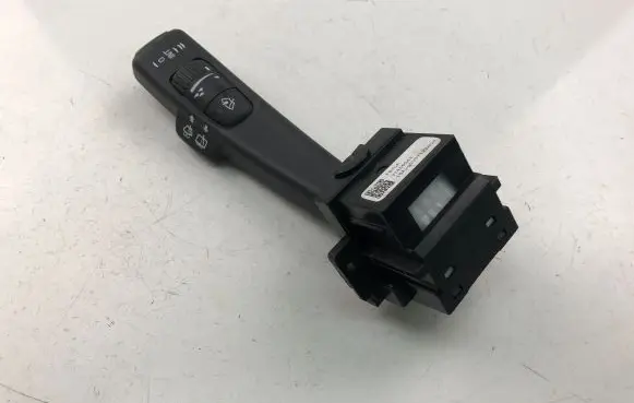 Volvo V40 Indicator stalk 31456042