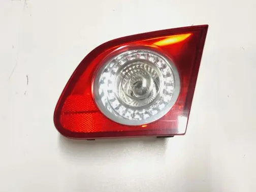 Volkswagen PASSAT B6 Tailgate rear/tail lights