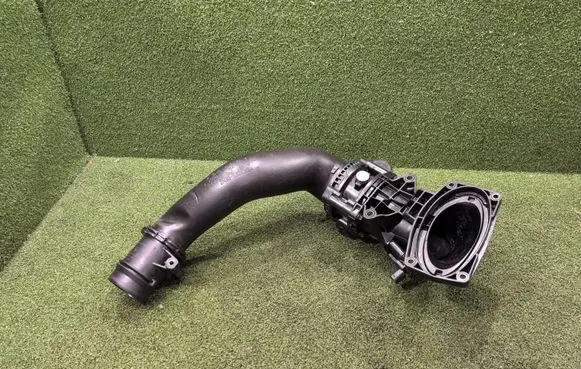 Mercedes-Benz Sprinter W906 Intercooler hose/pipe A6510900242 A6510900028 A6510800470