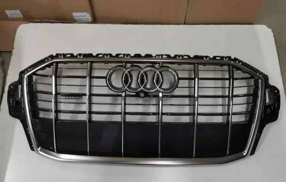 Audi Q7 4M Front bumper upper radiator grill 4M0853651A 4M0853651AG 4M0853651AJ