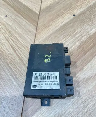 Mercedes-Benz E W211 Comfort/convenience module 2115455132 5DS00849301