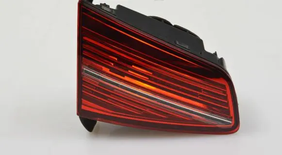 Volkswagen PASSAT B8 Tailgate rear/tail lights 3G5945307E