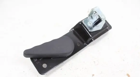 Renault Trafic II (X83) Loading door lock 8200006260