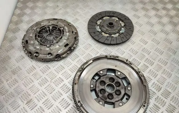 Skoda Superb B6 (3T) Clutch set kit 124035410
