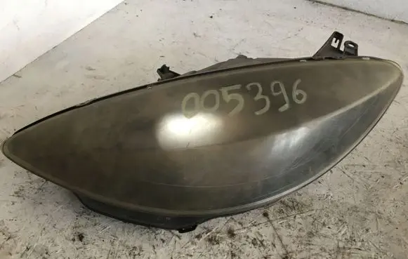 Peugeot 1007 Headlight/headlamp