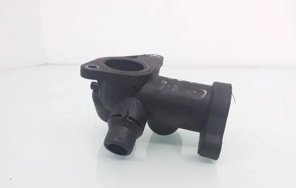Audi A6 S6 C4 4A Engine coolant pipe/hose