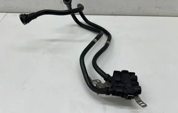 Mini Cooper Countryman F60 Gearbox oil cooler pipe/hose 7555628 7555629