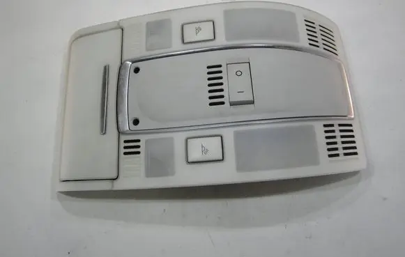Audi A6 S6 C6 4F Front seat light 4F0947135H
