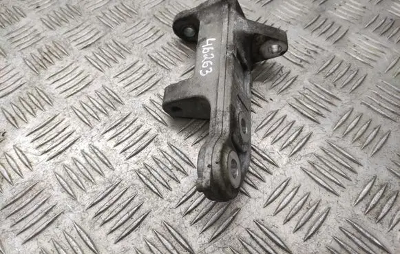 Nissan 370Z Engine mounting bracket